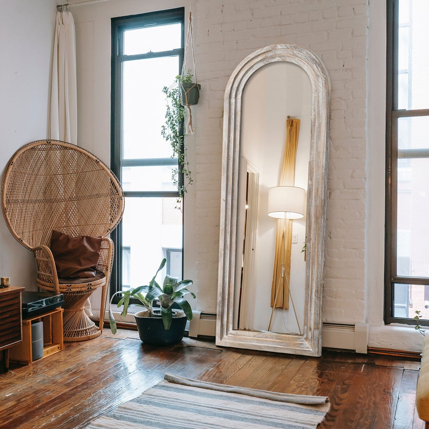 Miroir rustique en bois vieilli Dovelina, miroir de sol pleine longueur