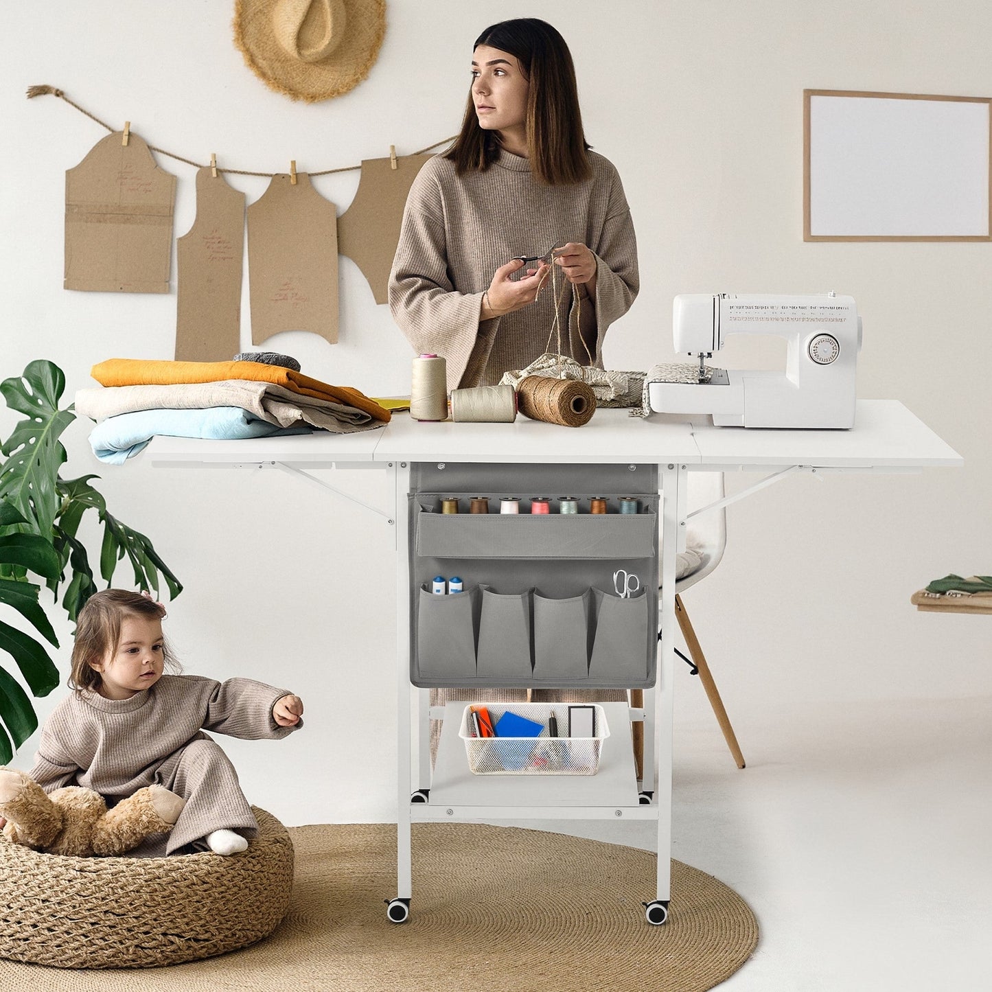 Table de bricolage réglable en hauteur avec étagères de rangement, table de découpe pliante mobile pour la maison, le bureau, la salle de couture et la salle d'artisanat