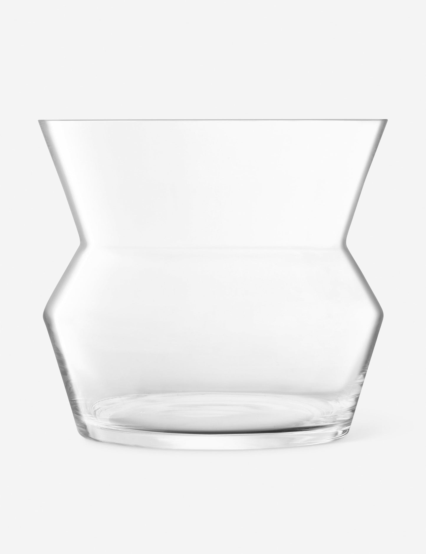 Vase sculpté par LSA International