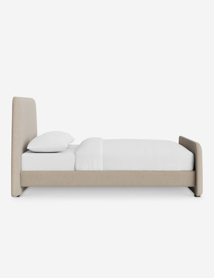 Lit plateforme Lama par DISC Interiors
