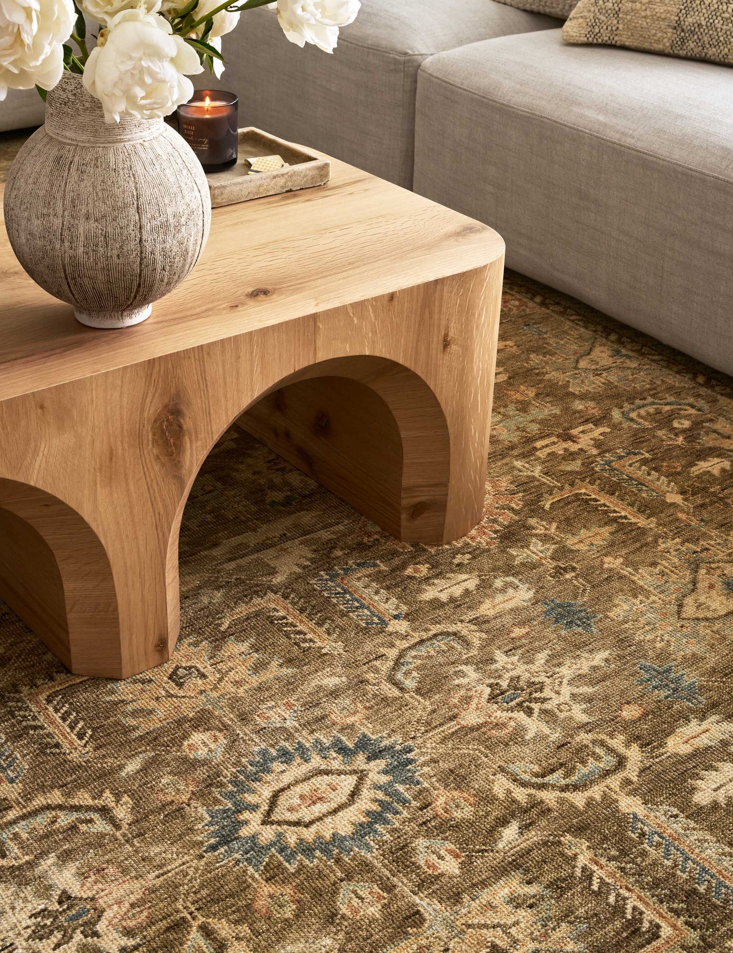 Tapis en laine noué à la main Percival